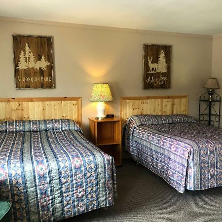Dwight Village Motel Exterior photo