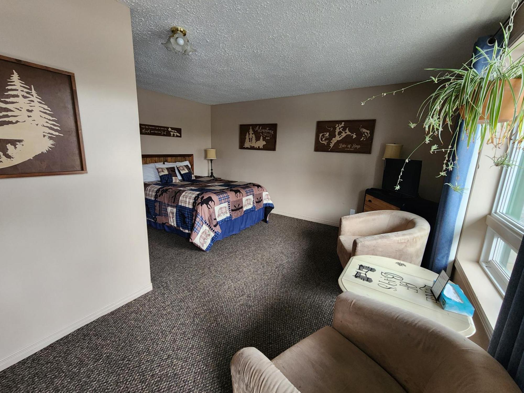 Dwight Village Motel Exterior photo